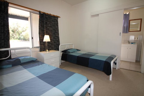 Kangaroo Island Coastal Villas - Holiday Adelaide 1