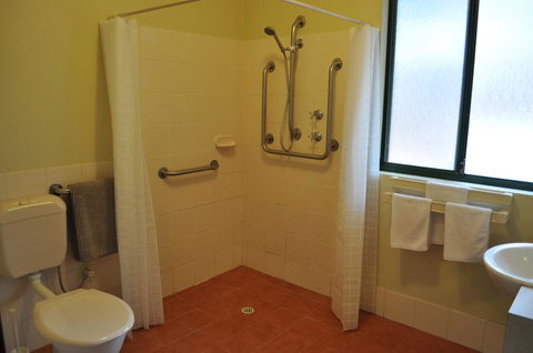 Karri Valley Chalets - Holiday Adelaide 3