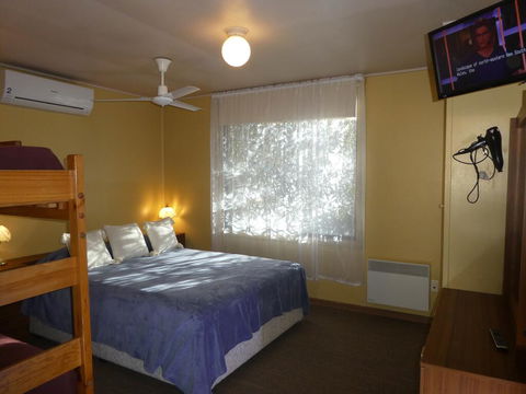 Kiewa View - Holiday Adelaide 3