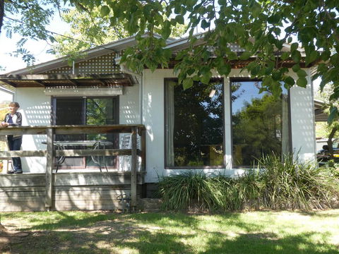 Kiewa View - Holiday Adelaide 0