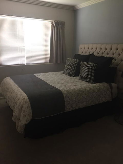 Kindred Lodge Apartments - Holiday Adelaide 1