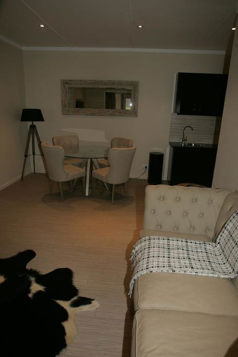 Kindred Lodge Apartments - Holiday Adelaide 3