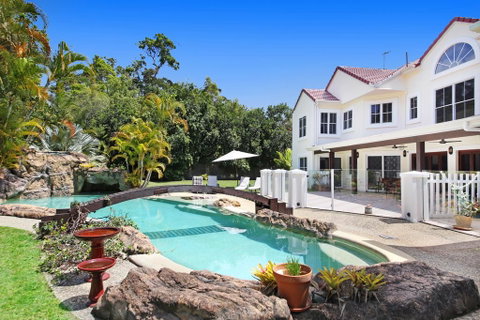Kingfishers Manor - Holiday Adelaide 1
