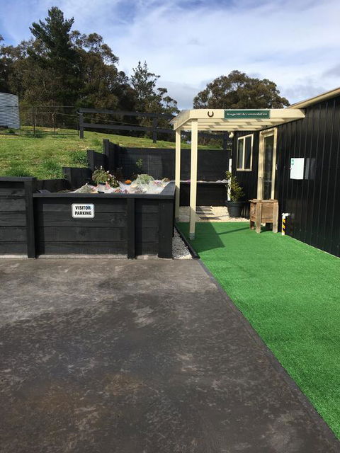 Kings Hill Accommodation - Holiday Adelaide 1