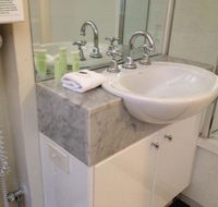 Knightsbridge Apartments - Holiday Adelaide