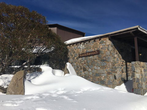 Knockshannoch Ski Lodge - Holiday Adelaide 0