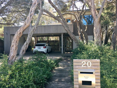 Koorameet - Holiday Adelaide 0