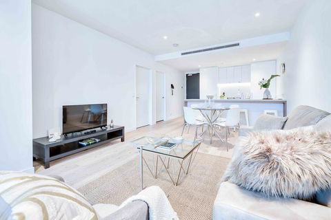 KOZYGURU FORTITUDE VALLEY HIGH LEVEL 2 BED APT + FREE PARKING QFV179-2612 - Holiday Adelaide 2