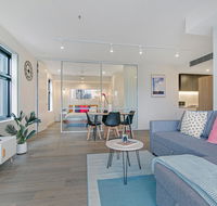 KOZYGURU WOLLI CREEK KOZY 1 BED APT SYDNEY AIRPORT  SYDNEY CBD NWC020 - Holiday Adelaide