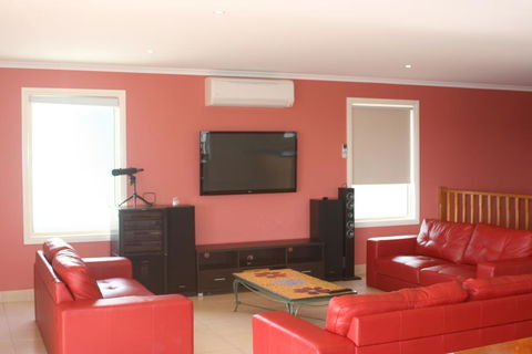 La Vista - Holiday Adelaide 3