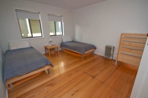 Lake Tyres Beach House - Holiday Adelaide 3