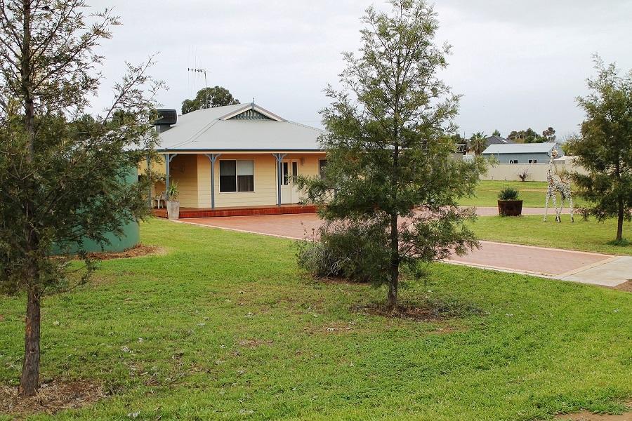 Sea Lake ACT Holiday Adelaide