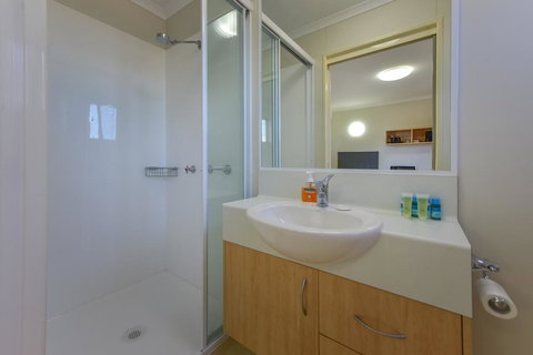 Lake Tyrrell Accommodation LTA - Holiday Adelaide 2