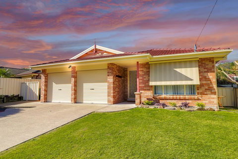 Lakelandia - Holiday Adelaide 2