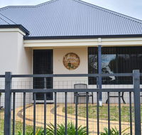 Lakeview Getaway - Holiday Adelaide