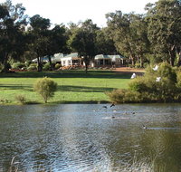 Lakeview Lodge - Holiday Adelaide