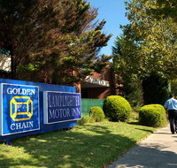 Lamplighter Motel And Apartments