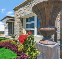 Lavender Manor BnB - Holiday Adelaide