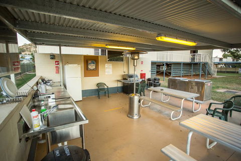 Leichhardt Accommodation - Holiday Adelaide 3