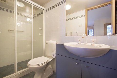 Lhotsky Apartments - Holiday Adelaide 0