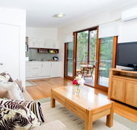 Lilypad Luxury Cabins - Holiday Adelaide