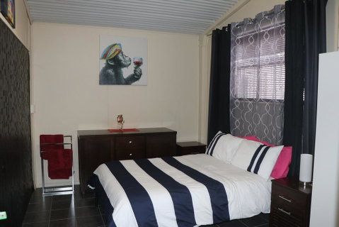 Linga Longa Spiritual Retreat - Holiday Adelaide 1