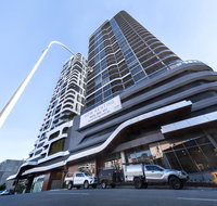Lucid Apartment South Brisbane - Holiday Adelaide