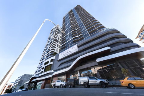 Lucid Apartment South Brisbane - Holiday Adelaide 0