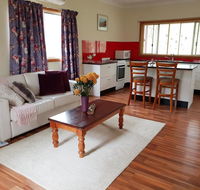 Lucky Mountain Cottage - Holiday Adelaide