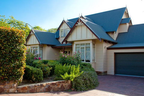 Lucy's Serenity @ Healesville - Holiday Adelaide 1