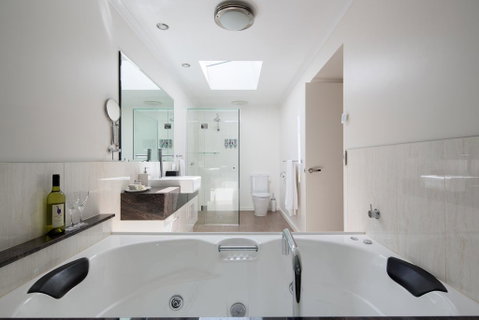 Luna Blu - Luxury B&B - Holiday Adelaide 2