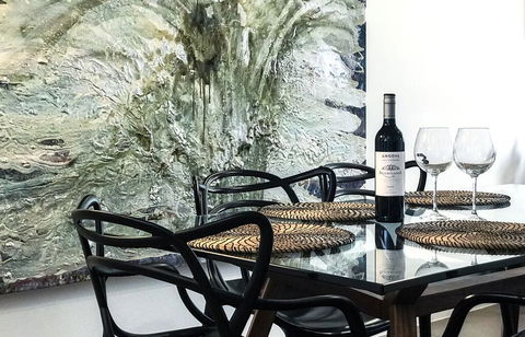 LUXE - Park Views, Wine, Wifi, Netflix, Garage, PETS Ok! - Holiday Adelaide 3