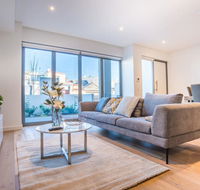 Luxurious Townhouse With Natural Light In Rosebery - Holiday Adelaide