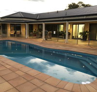 Luxury 4 bedroom apartment - Holiday Adelaide