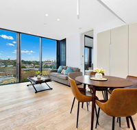 Luxury and Right next to the Central station  Shopping Center - Holiday Adelaide