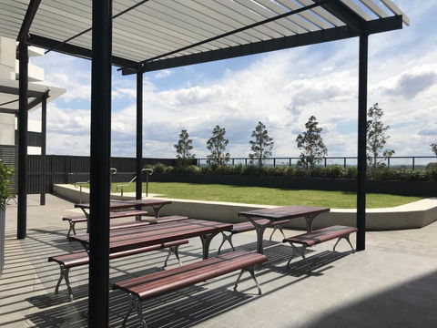 Luxury Apt With 2BR Plus 2Bath - Holiday Adelaide 1