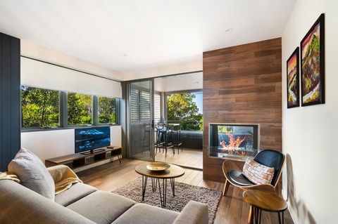 Luxury Hinterland Retreat - Family Suite With Hinterland And Ocean Views - Holiday Adelaide 0