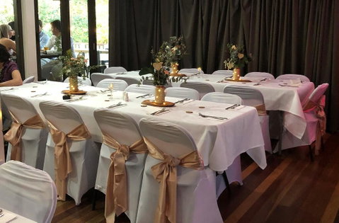 Maleny Hotel - Holiday Adelaide 2