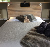 Maleny Luxury Cottages - Holiday Adelaide