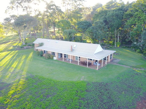 Maleny Orchard - Holiday Adelaide 1