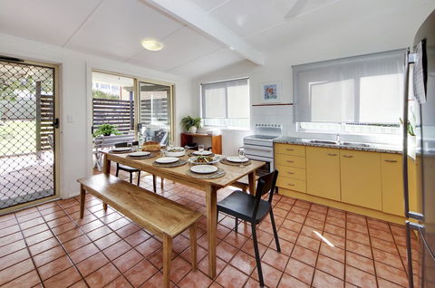 Mandy's Cottage South West Rocks (Pet Friendly) - Holiday Adelaide 2