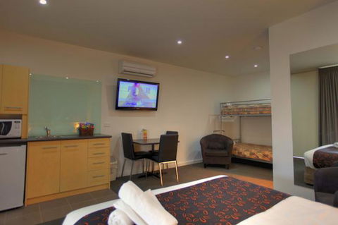 Mansfield Motel - Holiday Adelaide 2
