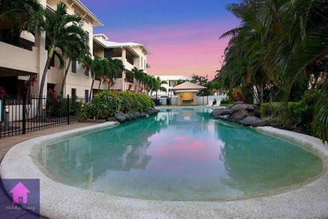 Marina View Apartment - Walk To The Strand - Holiday Adelaide 0