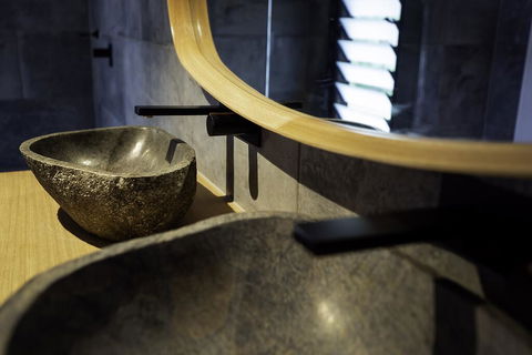 Marramarra Lodge - Holiday Adelaide 1