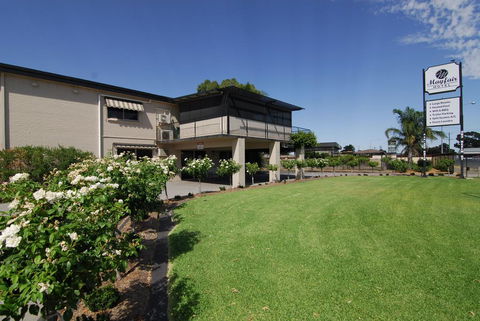 Mayfair Motel - Holiday Adelaide 0