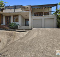 Mcauleys Beach House - Holiday Adelaide
