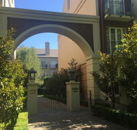 MCG Rod Laver City - Best Location in Melbourne - Holiday Adelaide
