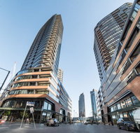 Melbourne Private Apartments - Collins Street Waterfront Docklands - Holiday Adelaide
