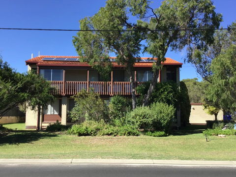 Memories By The Sea - Busselton - Holiday Adelaide 0