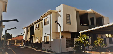 MERRIFIELD Foothill Suites - RELAXING LIFETYLE CHOICE - Holiday Adelaide 3
